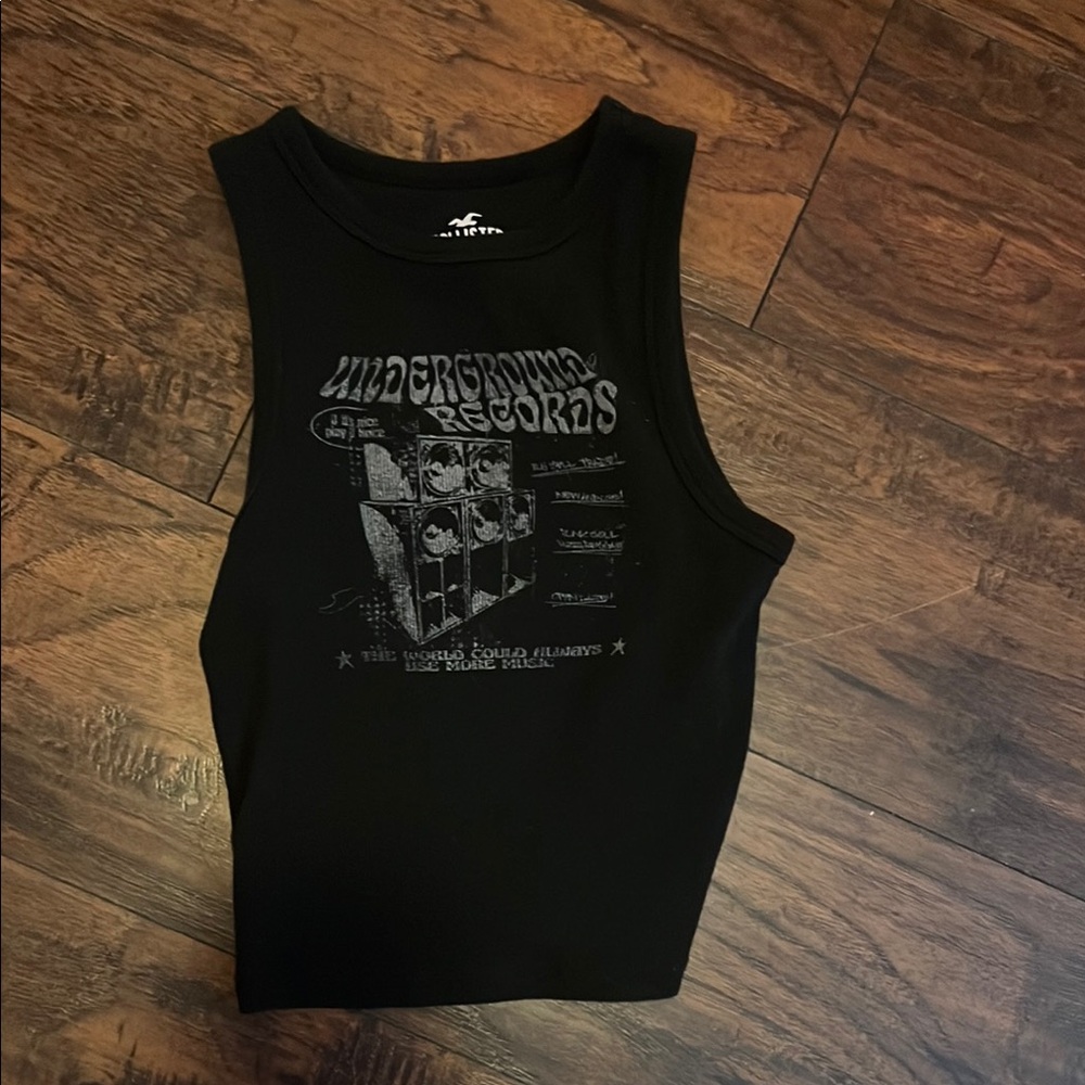 Hollister Black Graphic Tank